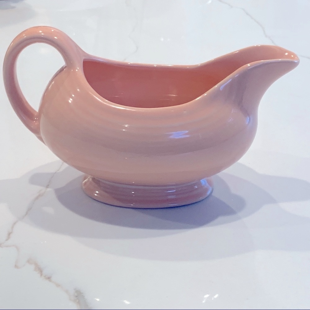 Vintage Fiestaware Gravy/Sauce Boat in Apricot (introduced in ‘86, retired ‘98)